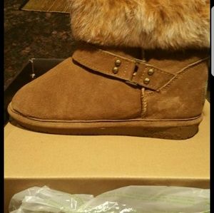 Bear paw brand new boots in box n bag.